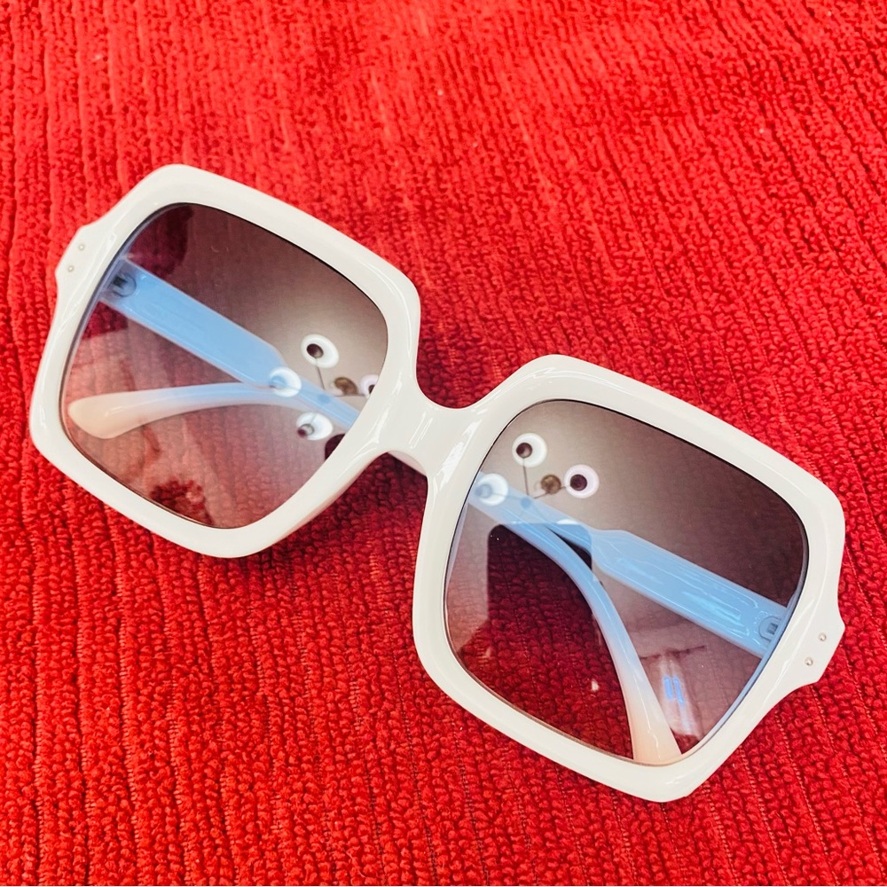 Oversized sunglasses